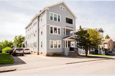 26 Sterling St, Worcester, MA 01610 - Photo 3