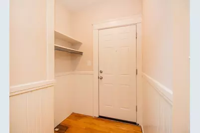 26 Sterling St, Worcester, MA 01610 - Photo 17
