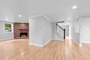 92 Hosmer St, Hudson, MA 01749 - Photo 7