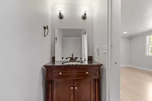 92 Hosmer St, Hudson, MA 01749 - Photo 5