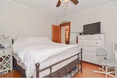 1053 Pleasant St #1, Worcester, MA 01602 - Photo 7