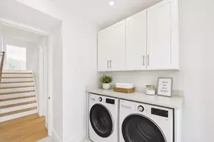 1674 Columbia, Boston, MA 02127 - Photo 13