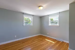 771 Beechmont St, Boston, MA 02136 - Photo 15