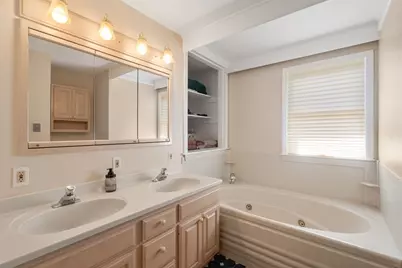 10 Steven Ln, Medfield, MA 02052 - Photo 27