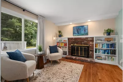 10 Steven Ln, Medfield, MA 02052 - Photo 15
