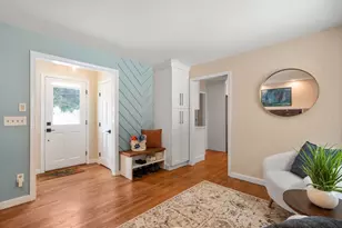 10 Steven Ln, Medfield, MA 02052 - Photo 17