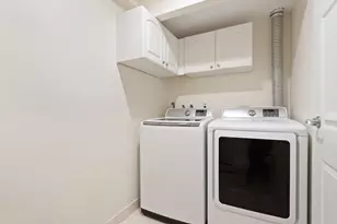321 Harvard St, Cambridge, MA 02139 - Photo 17