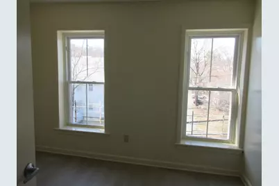 85-89 Fifth St, Montague, MA 01376 - Photo 5