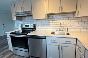 181 School St, Waltham, MA 02451 - Photo 5
