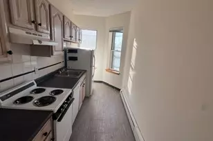 206 Chestnut Hill Ave, Boston, MA 02135 - Photo 3