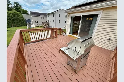 10 Sheridan St #top, Billerica, MA 01821 - Photo 21