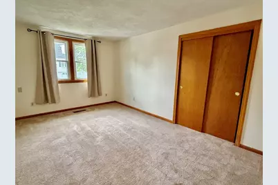 10 Sheridan St #top, Billerica, MA 01821 - Photo 13