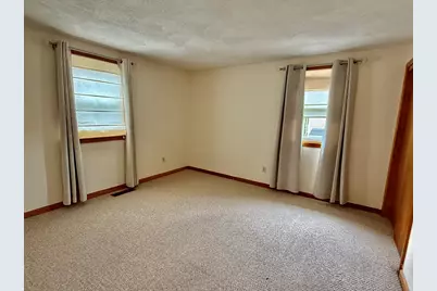 10 Sheridan St #top, Billerica, MA 01821 - Photo 15