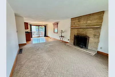 10 Sheridan St #top, Billerica, MA 01821 - Photo 9