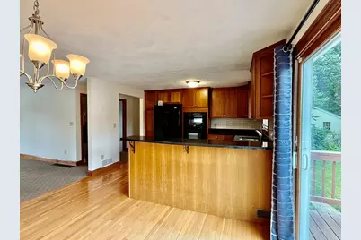 10 Sheridan St #top, Billerica, MA 01821 - Photo 7