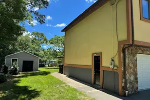 1174 Old Fall River Rd, Dartmouth, MA 02747 - Photo 37