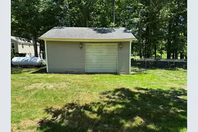 1174 Old Fall River Rd, Dartmouth, MA 02747 - Photo 41