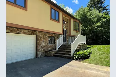 1174 Old Fall River Rd, Dartmouth, MA 02747 - Photo 5
