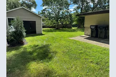 1174 Old Fall River Rd, Dartmouth, MA 02747 - Photo 39