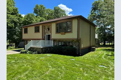 1174 Old Fall River Rd, Dartmouth, MA 02747 - Photo 41