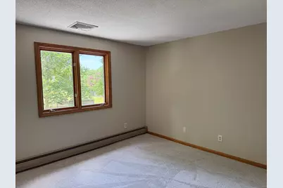 1174 Old Fall River Rd, Dartmouth, MA 02747 - Photo 21