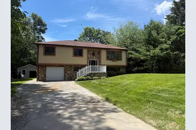 1174 Old Fall River Rd, Dartmouth, MA 02747 - Photo 1