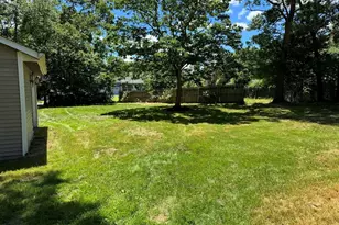 1174 Old Fall River Rd, Dartmouth, MA 02747 - Photo 39