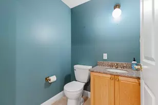 106 Washington St, Quincy, MA 02169 - Photo 35