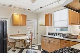 56 Porter Cir, Cambridge, MA 02140 - Photo 27