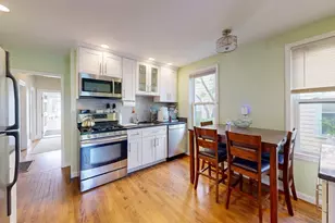 14 Bayard St, Boston, MA 02134 - Photo 27