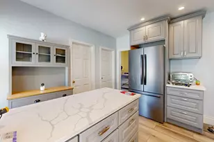 14 Bayard St, Boston, MA 02134 - Photo 7