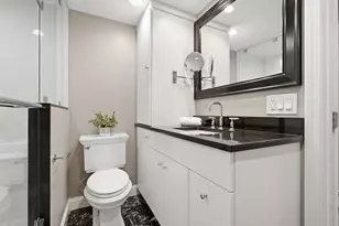 26 Hancock St, Boston, MA 02114 - Photo 9