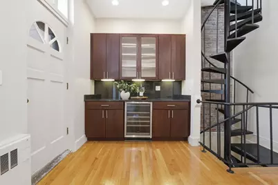 26 Hancock St #3, Boston, MA 02114 - Photo 7