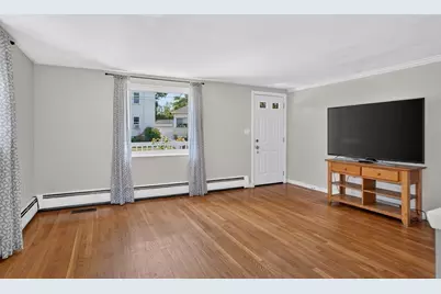 15 Jefferson Ave, Saugus, MA 01906 - Photo 19