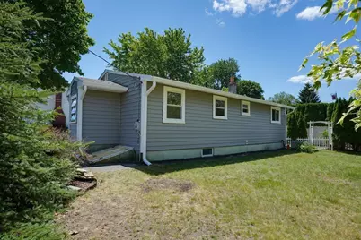 15 Jefferson Ave, Saugus, MA 01906 - Photo 7