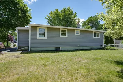 15 Jefferson Ave, Saugus, MA 01906 - Photo 9