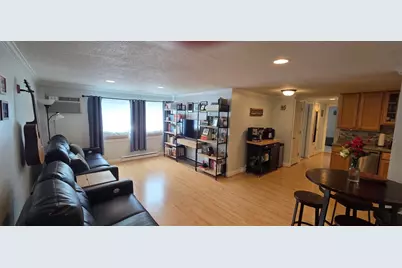 558 Main St #1D, Stoneham, MA 02180 - Photo 3