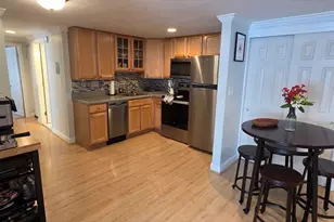 588 Main St, Stoneham, MA 02180 - Photo 5