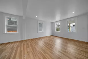 19 Oliver St, Lowell, MA 01954 - Photo 3