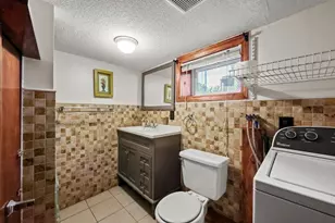 81 Healey St, Springfield, MA 01151 - Photo 29