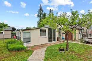 81 Healey St, Springfield, MA 01151 - Photo 5