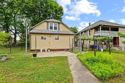 81 Healey St, Springfield, MA 01151 - Photo 3
