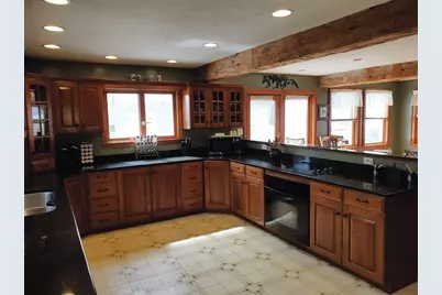 64 Arch St, Westborough, MA 01581 - Photo 9