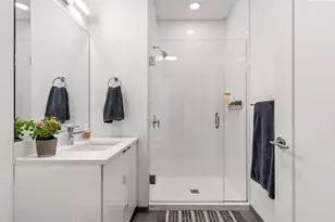 45 Lewis St, Boston, MA 02128 - Photo 11
