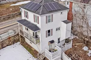 33 Pearl St, Fitchburg, MA 01420 - Photo 3