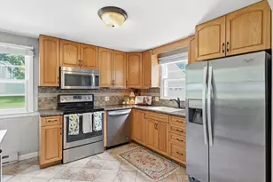 100 Colorado St, Springfield, MA 01118 - Photo 17