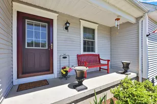 94 Meadowbrook Rd, East Longmeadow, MA 01028 - Photo 3