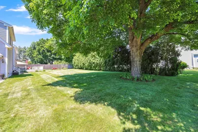 94 Meadowbrook Rd, East Longmeadow, MA 01028 - Photo 23