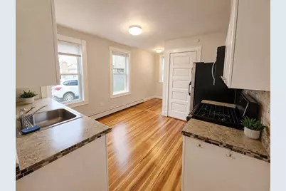 27-25 Marion Rd #1, Belmont, MA 02478 - Photo 5