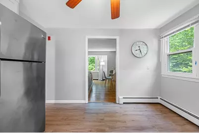 42 Iowa St, Worcester, MA 01602 - Photo 7